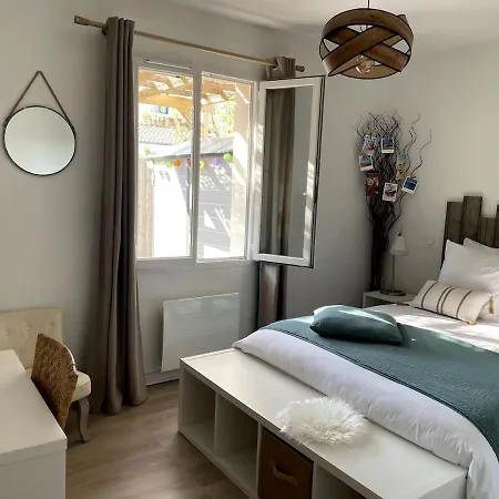 Дом отдыха Maison 4 Personnes Terrasse 60 M2 Parking A Pied Шатлайон-Плаж